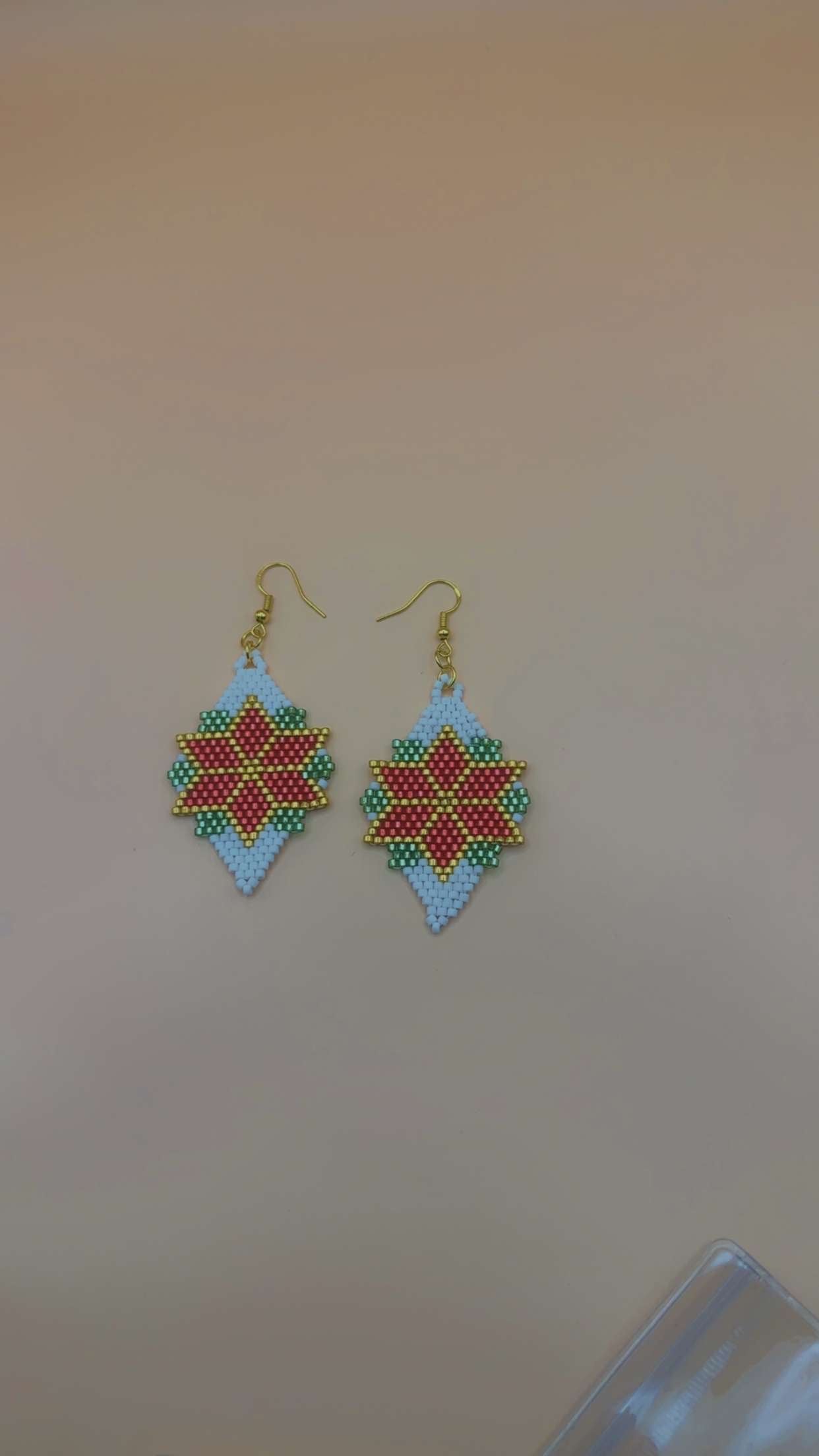 Aretes flor de navidad