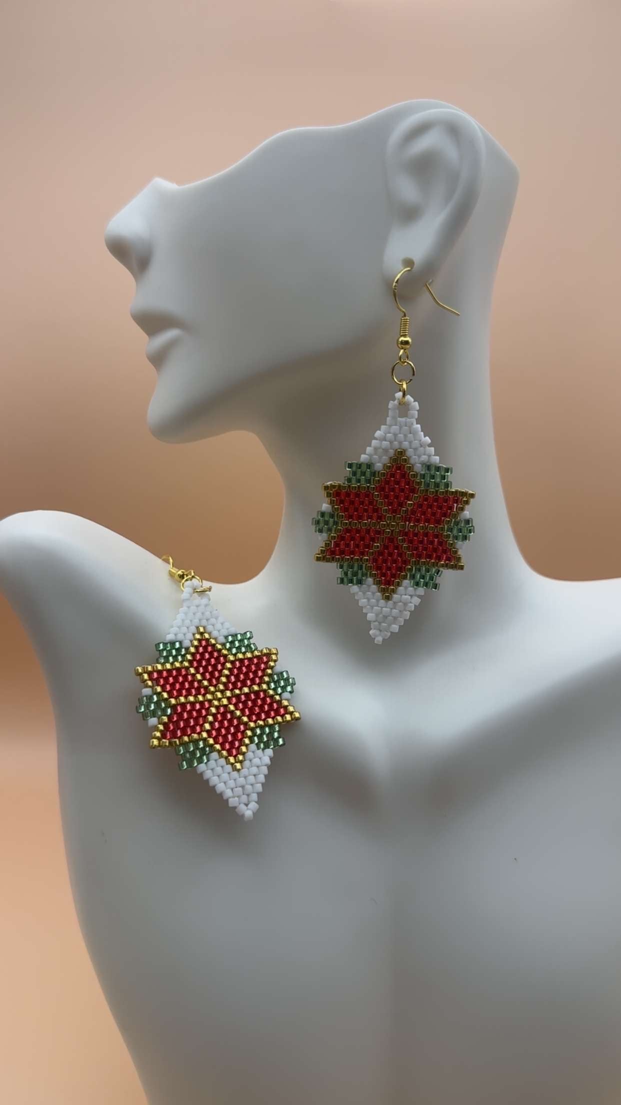 Aretes flor de navidad
